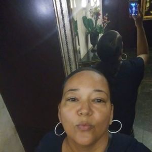 Meet your Posher, Rhonda